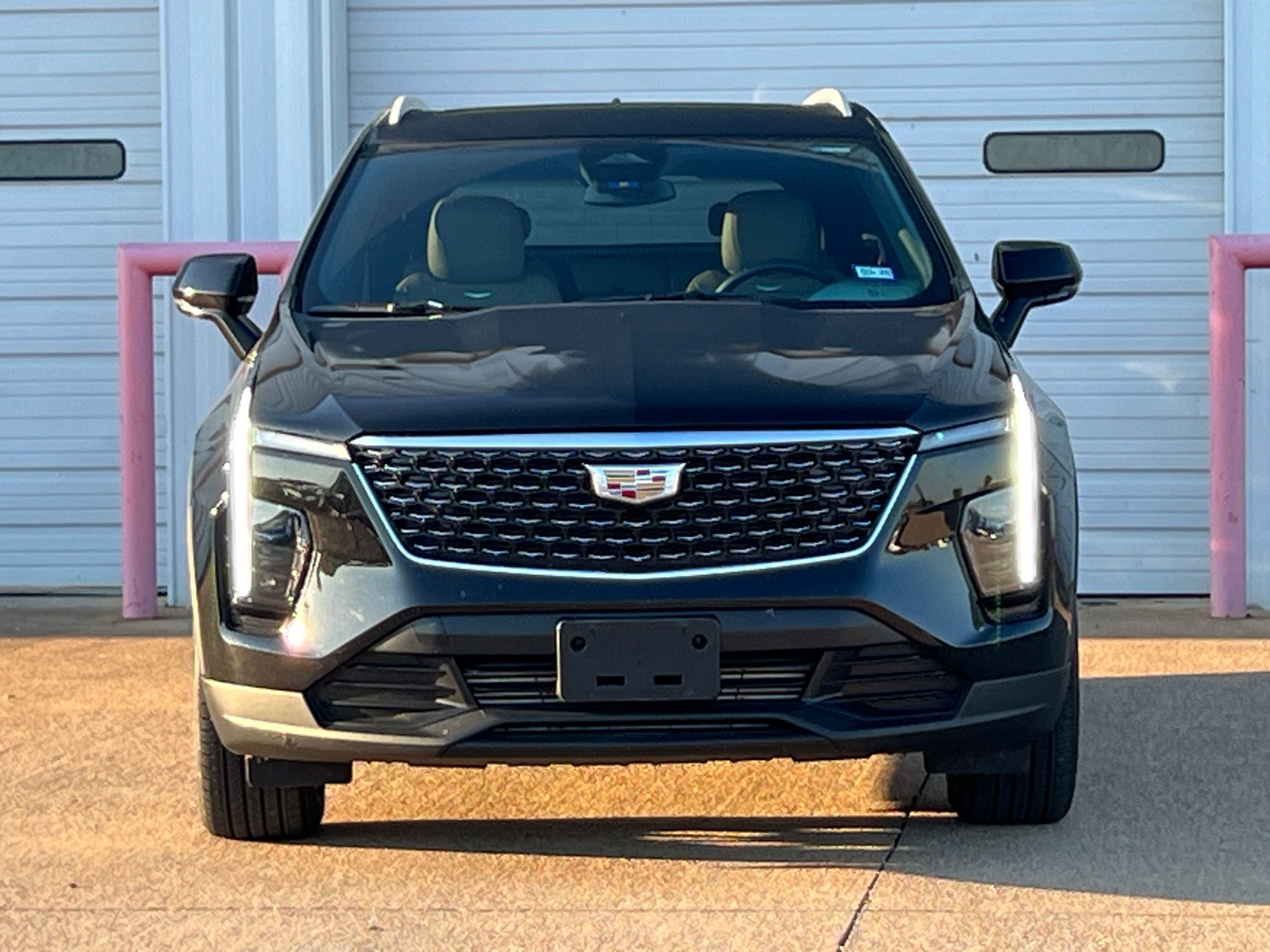 2024 Cadillac XT4 Luxury 2