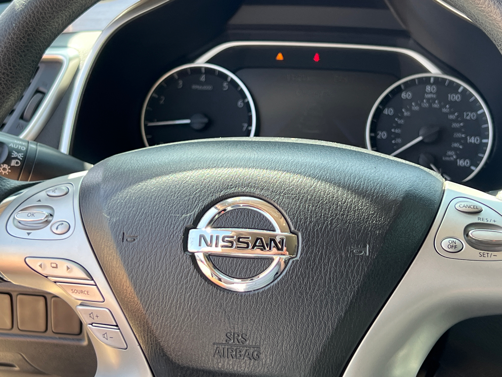 2018 Nissan Murano S 32