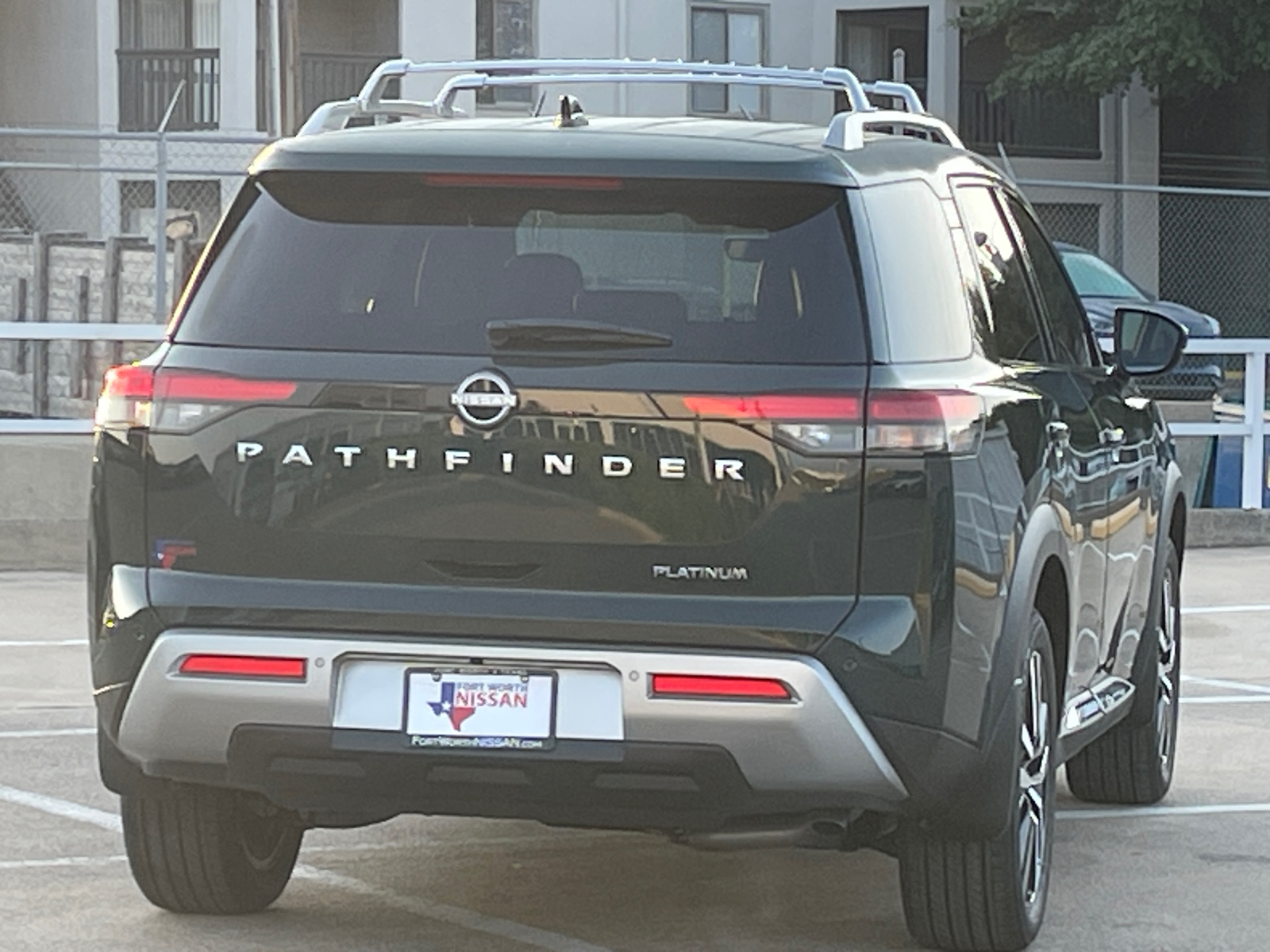 2024 Nissan Pathfinder Platinum 8