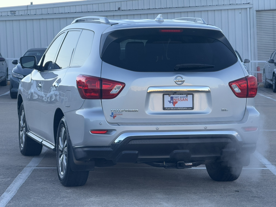 2019 Nissan Pathfinder SL 6