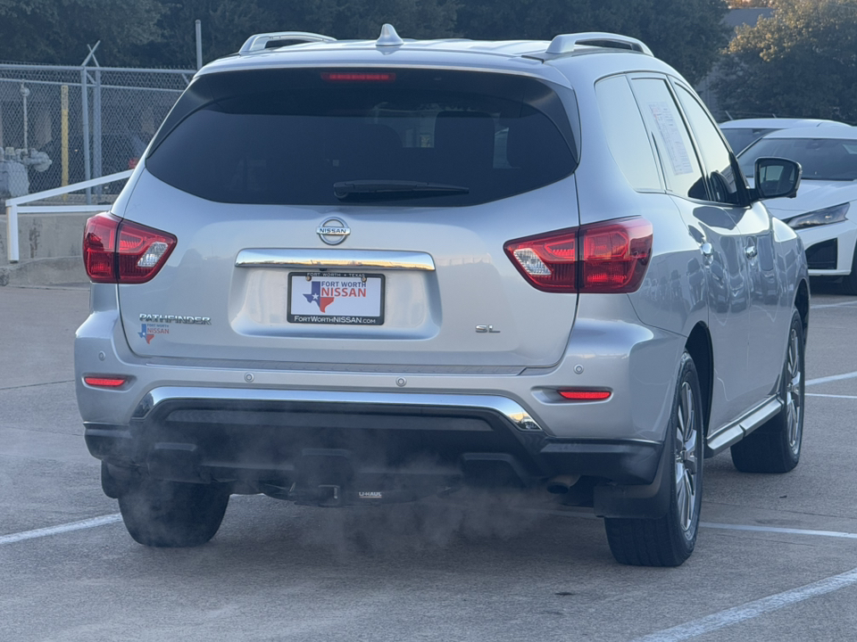 2019 Nissan Pathfinder SL 8