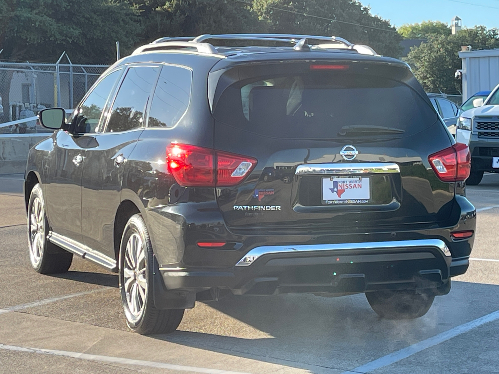 2019 Nissan Pathfinder S 6