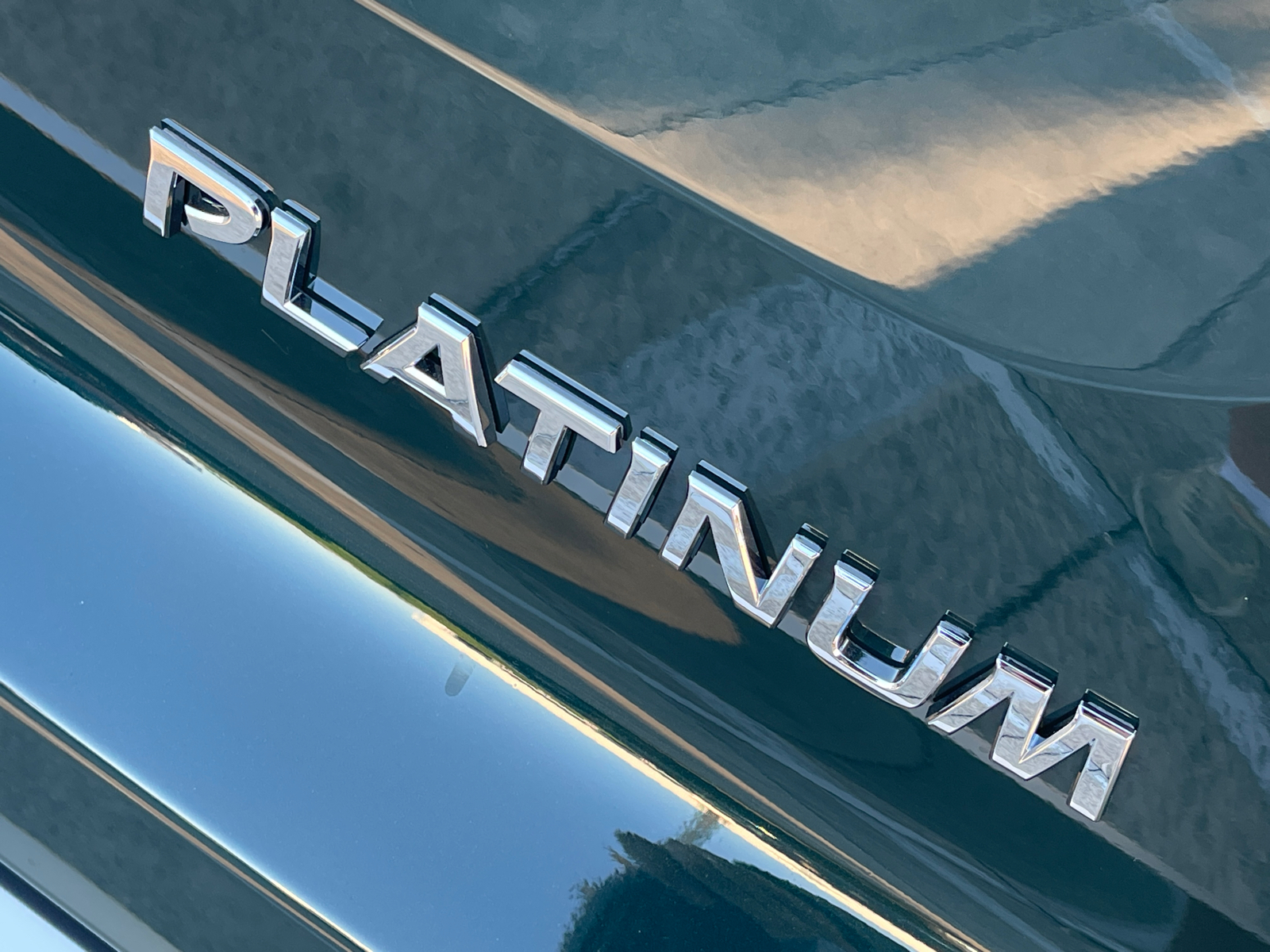 2024 Nissan Pathfinder Platinum 9