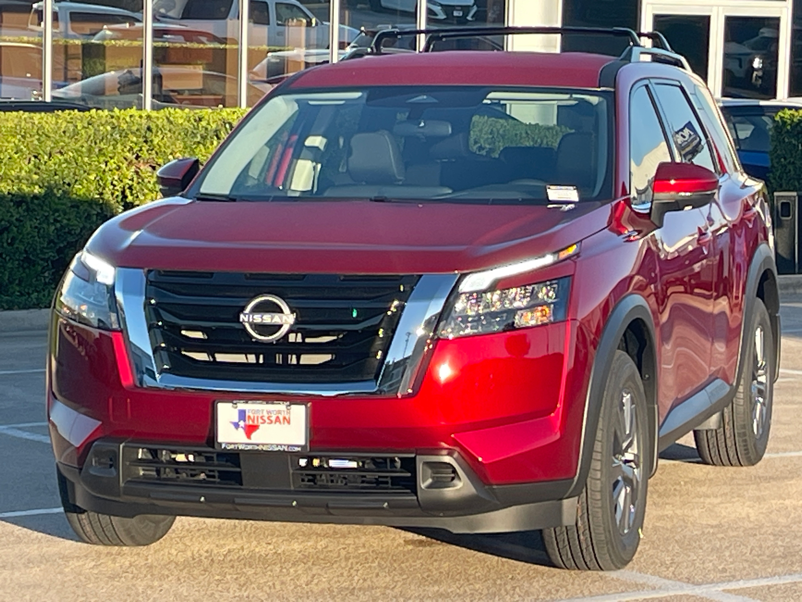 2024 Nissan Pathfinder SV 3