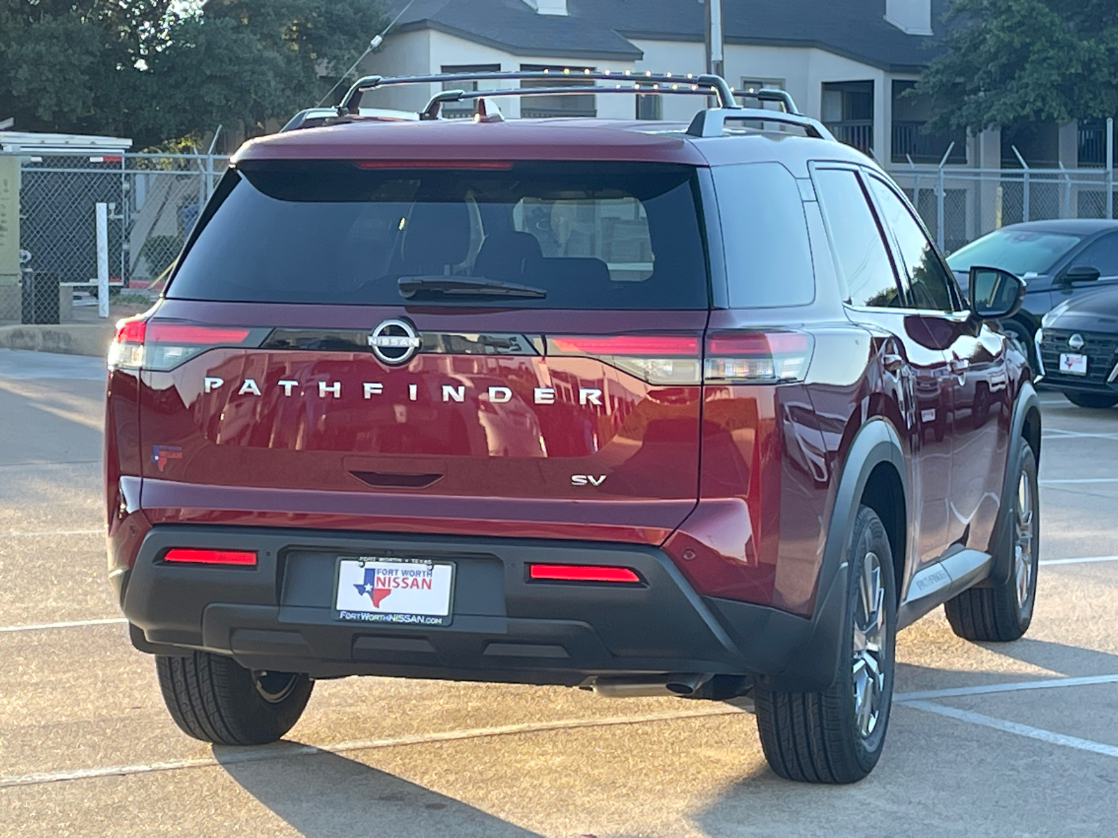 2024 Nissan Pathfinder SV 8