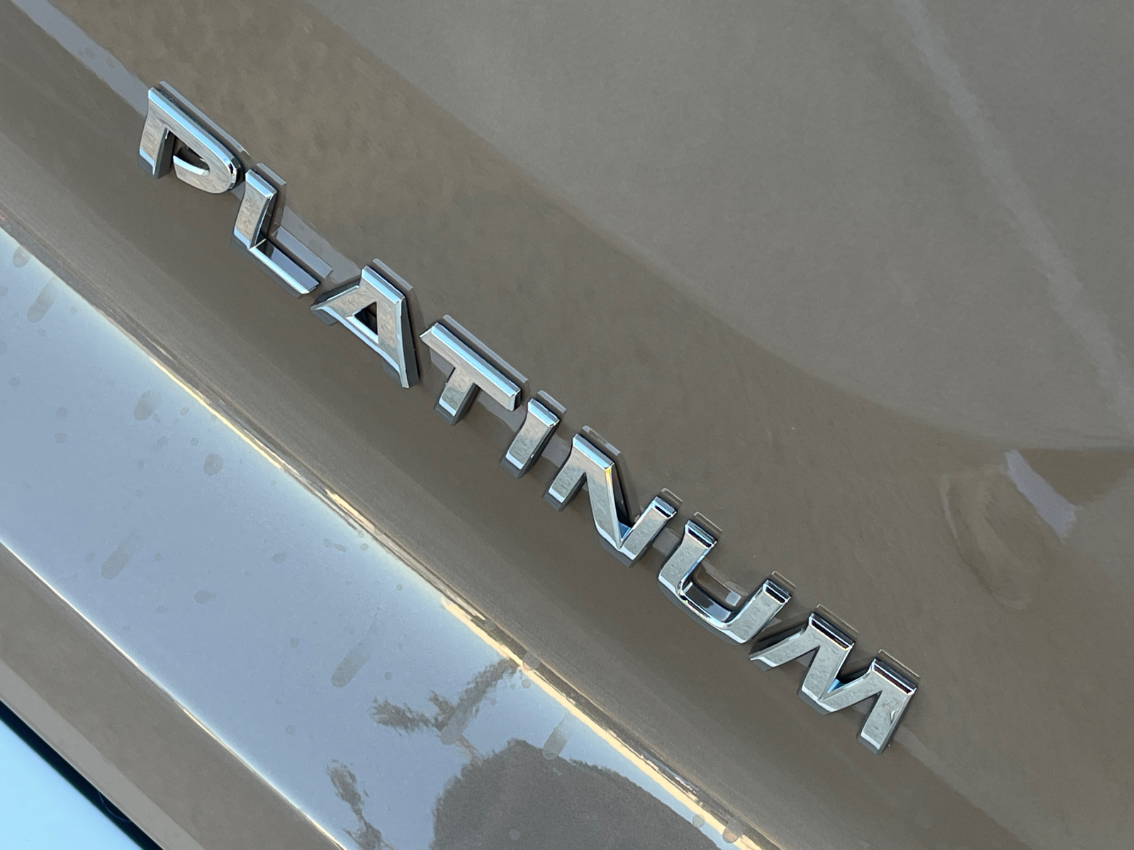 2024 Nissan Pathfinder Platinum 9