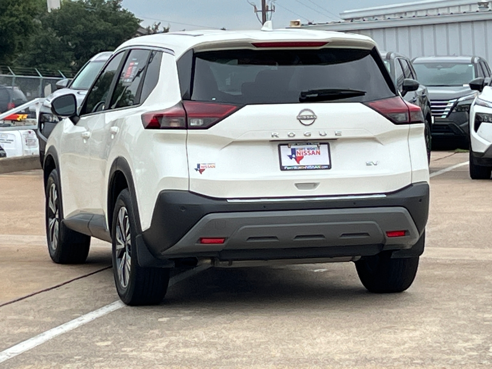 2023 Nissan Rogue SV 6