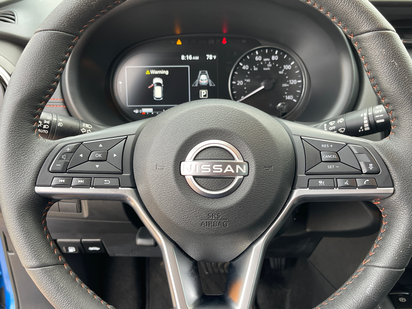 2023 Nissan Kicks SR 26