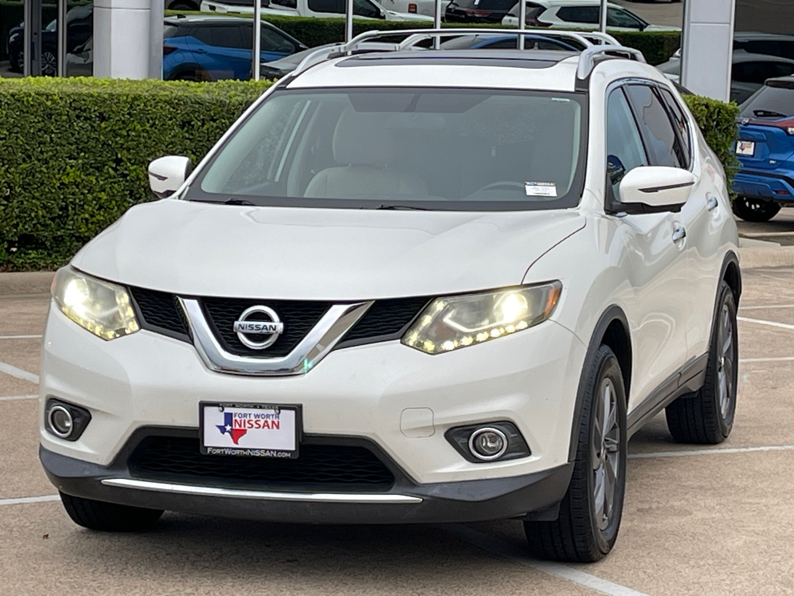 2016 Nissan Rogue SL 3