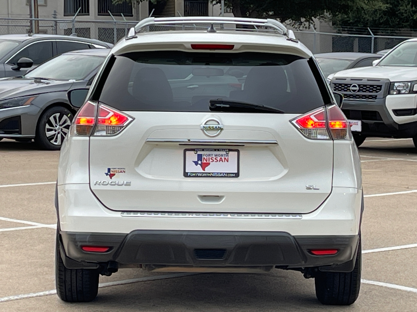 2016 Nissan Rogue SL 7