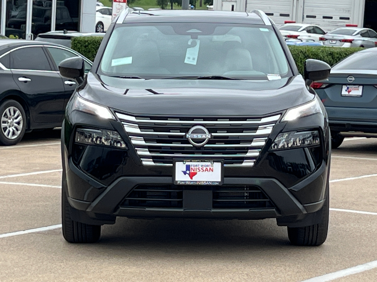 2024 Nissan Rogue SV 2