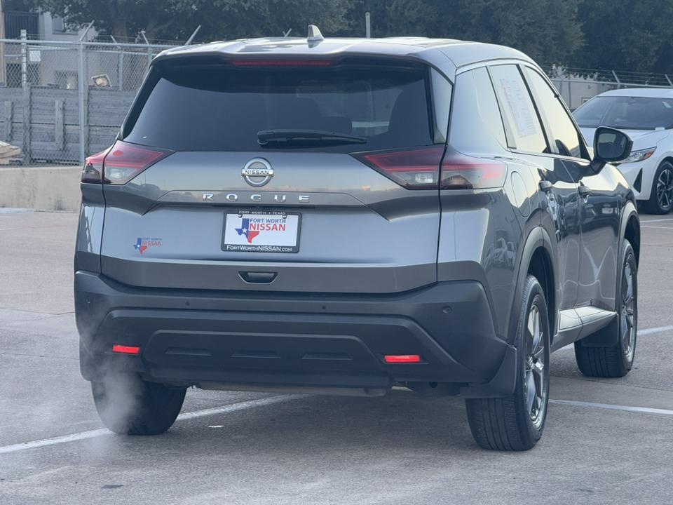 2021 Nissan Rogue S 8