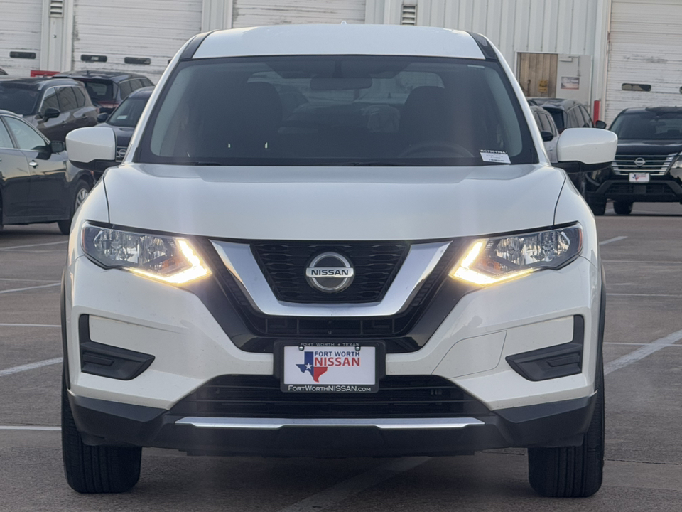 2018 Nissan Rogue S 2