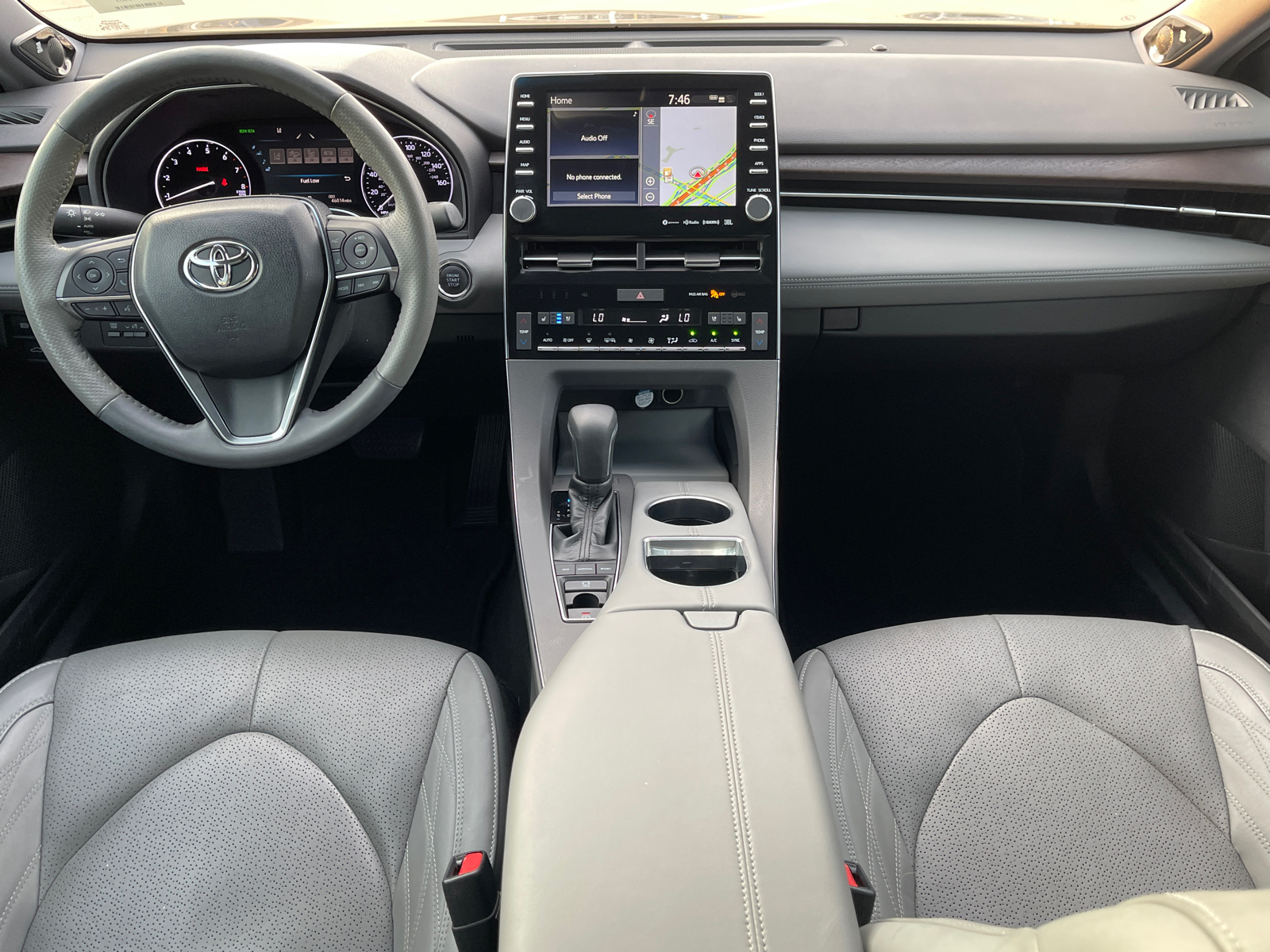 2019 Toyota Avalon Limited 13