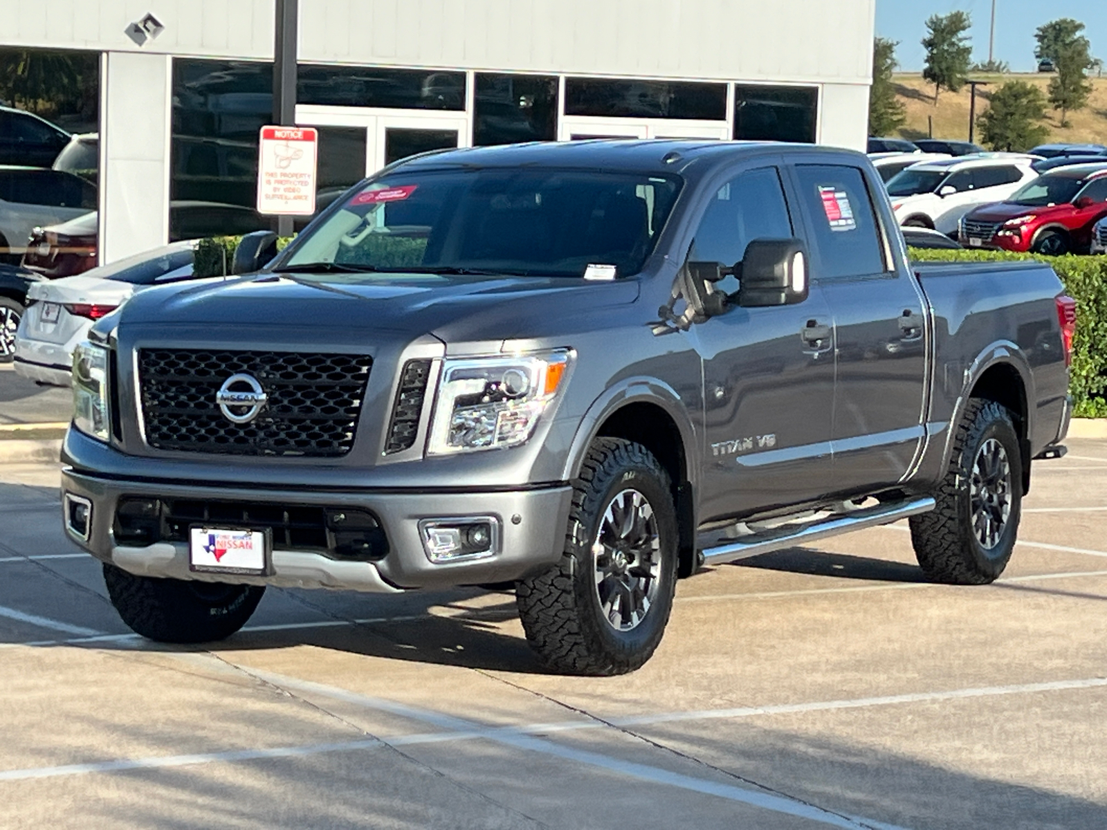 2019 Nissan Titan PRO-4X 3