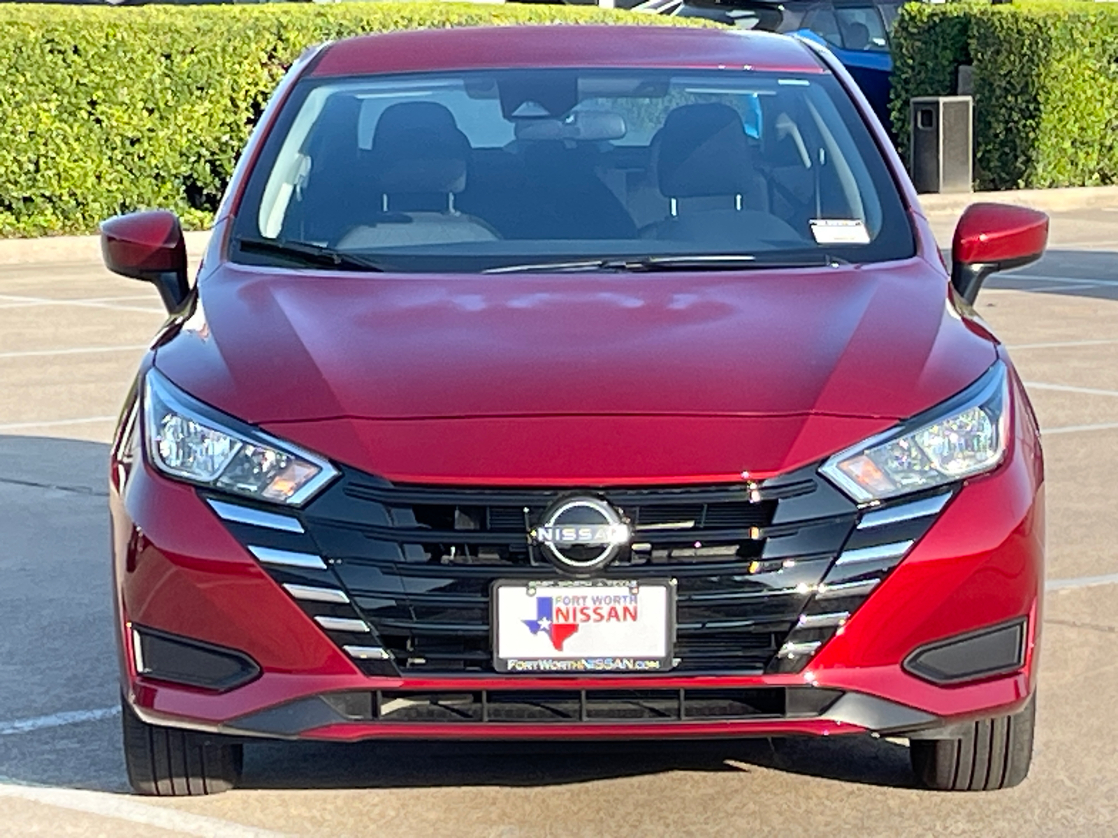 2024 Nissan Versa 1.6 SV 2