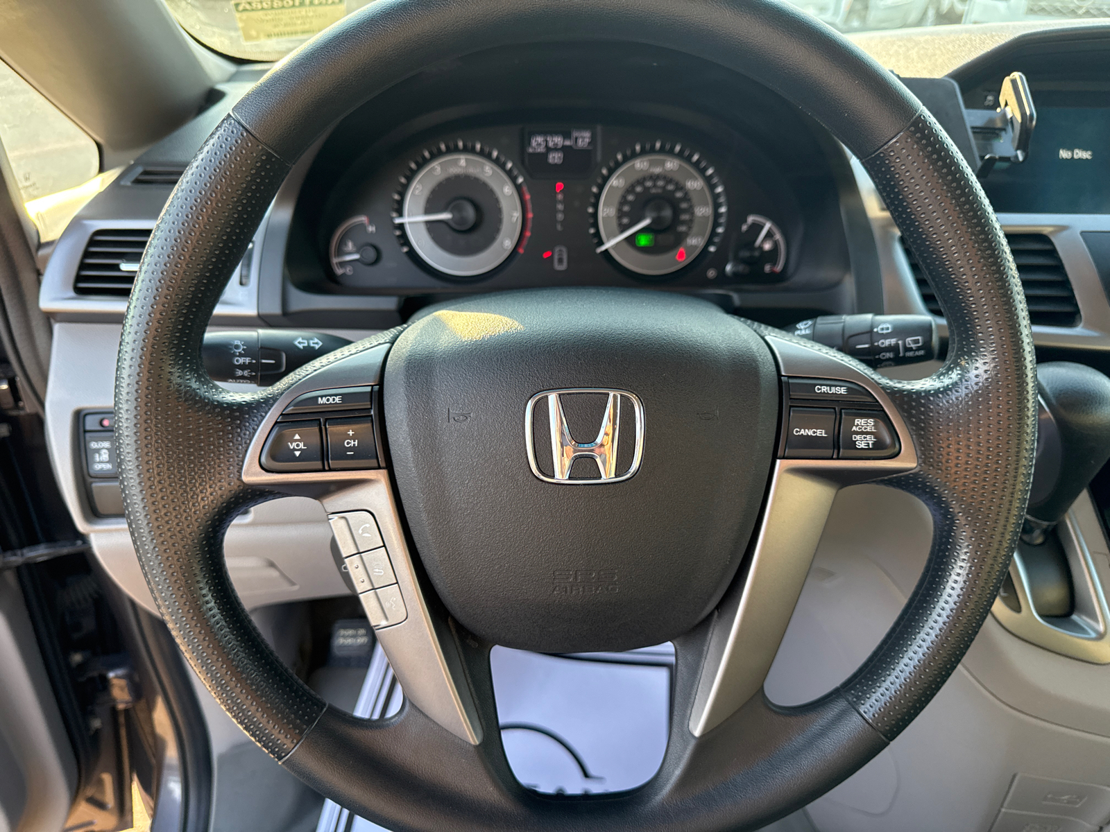 2015 Honda Odyssey EX 28