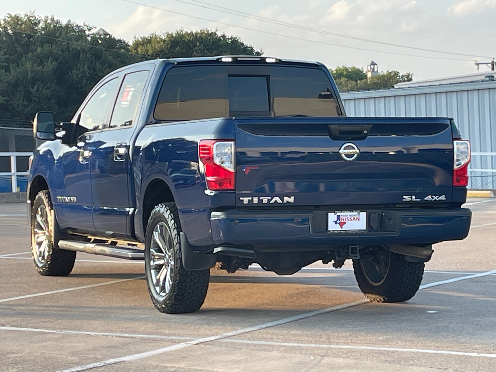 2019 Nissan Titan SL 6