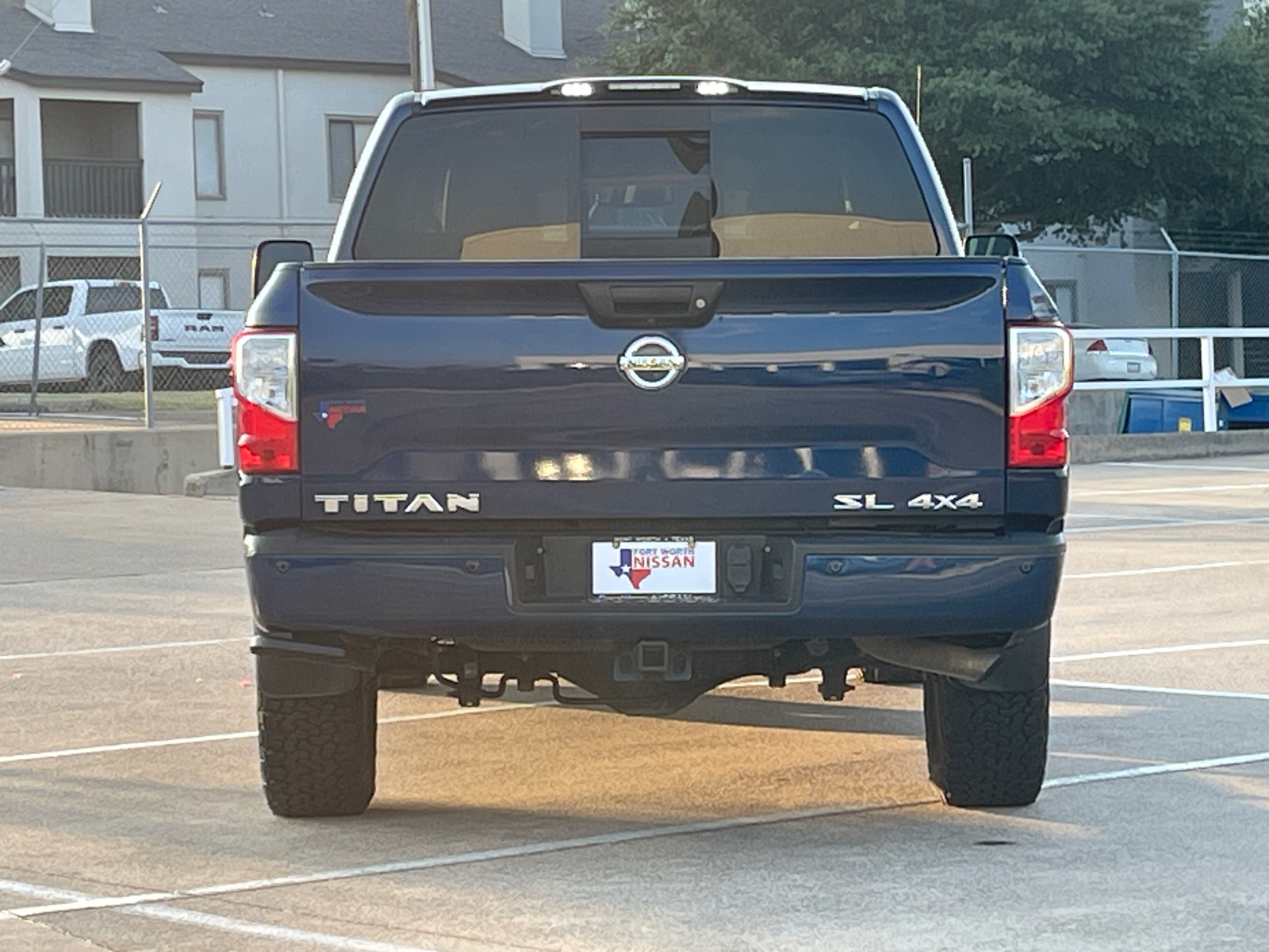 2019 Nissan Titan SL 7