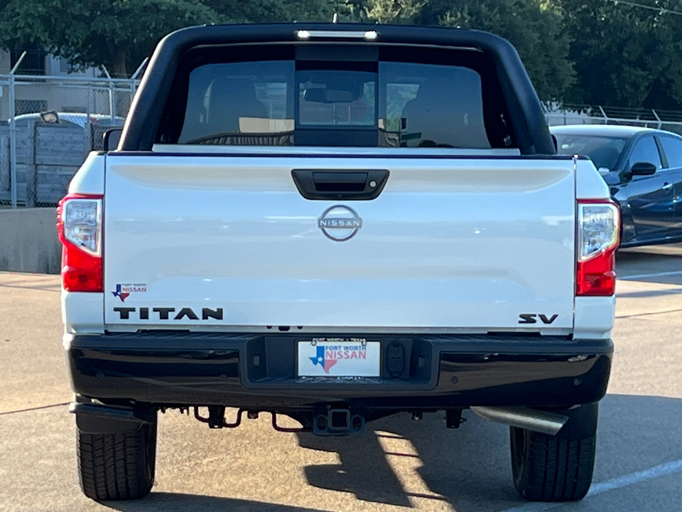 2024 Nissan Titan SV 7