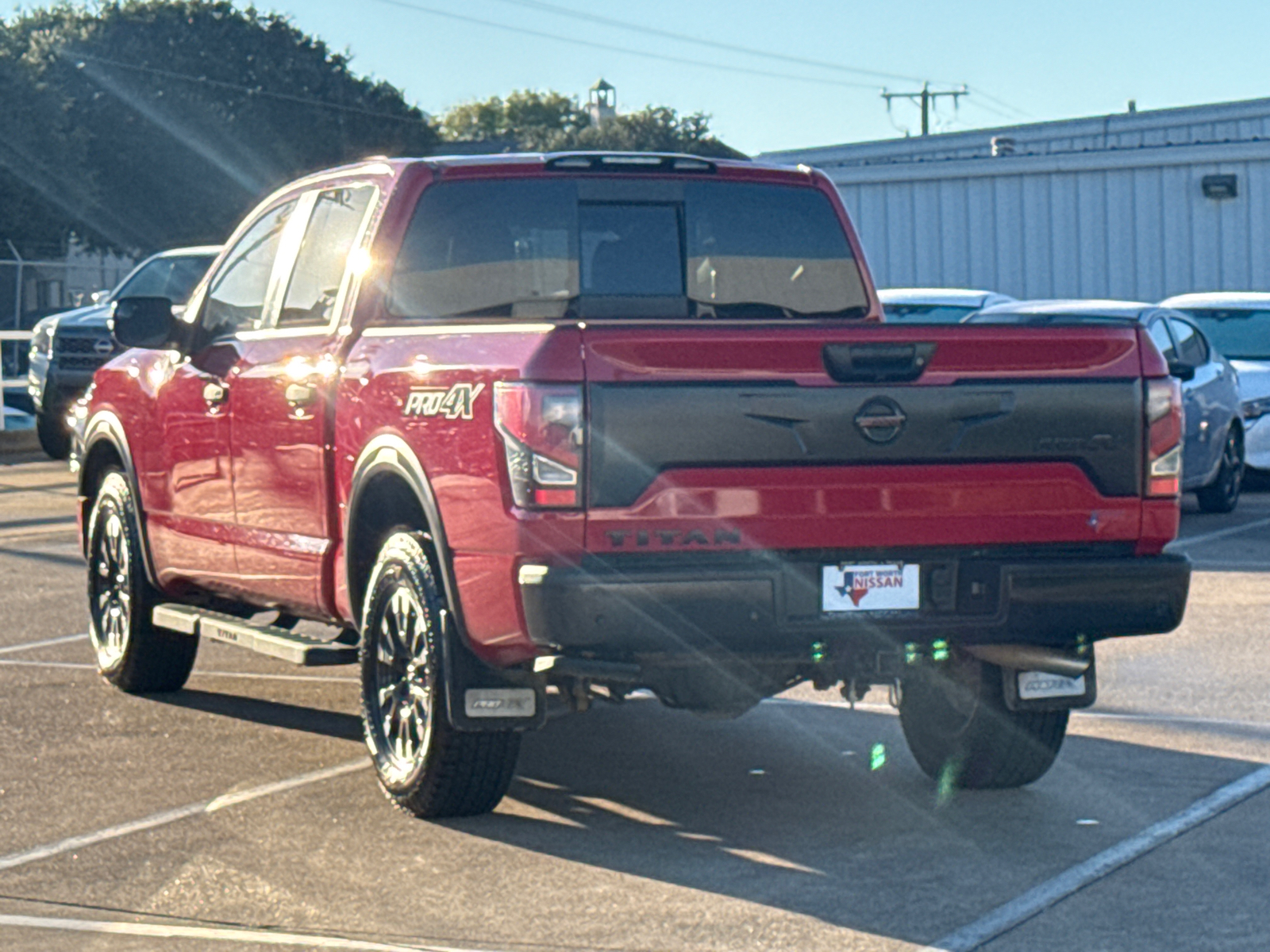 2021 Nissan Titan PRO-4X 6