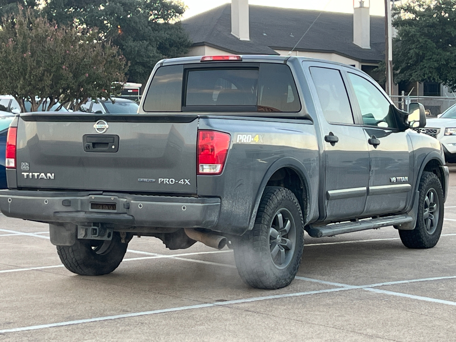 2014 Nissan Titan PRO-4X 5