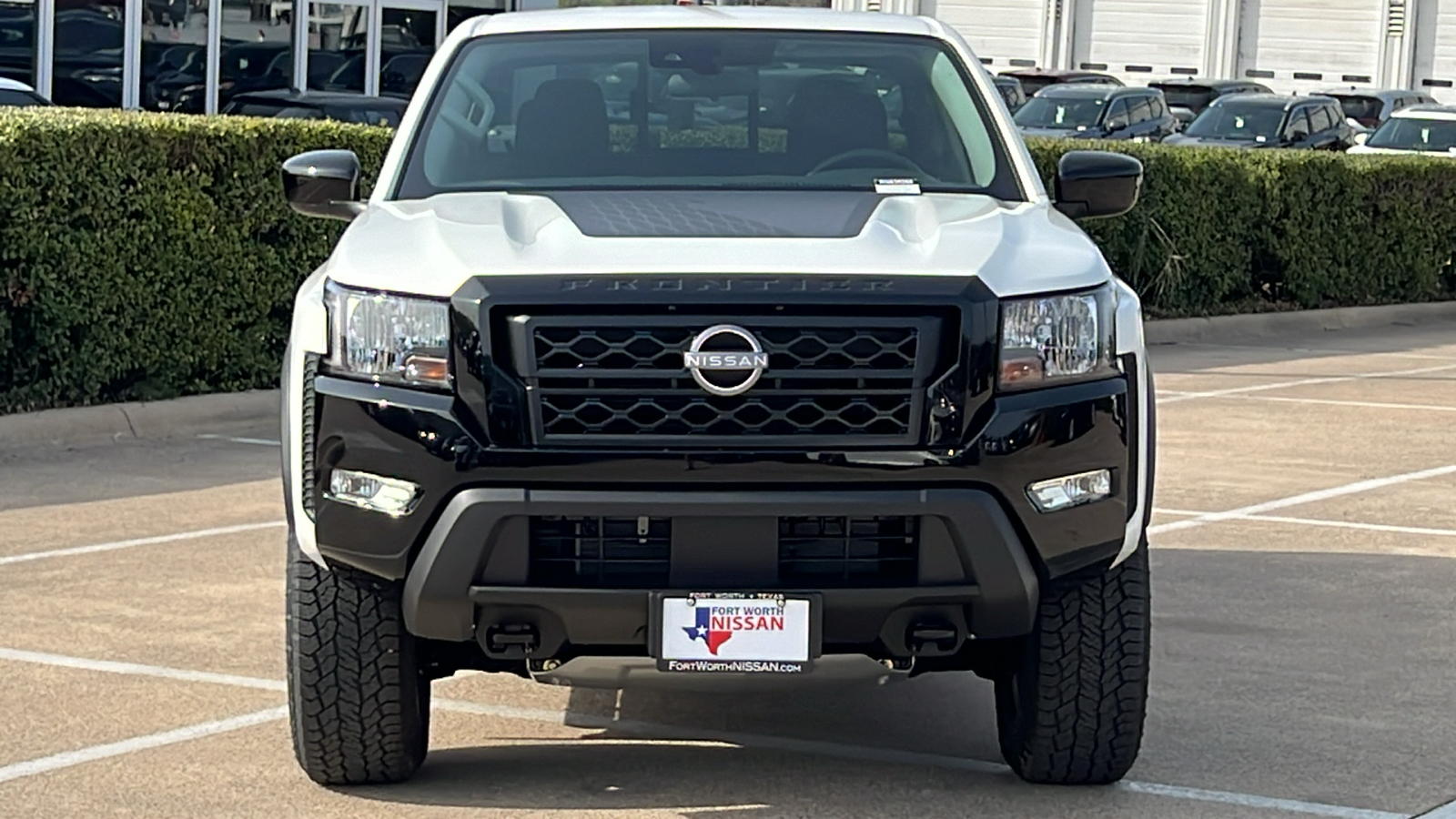 2024 Nissan Frontier SV 2