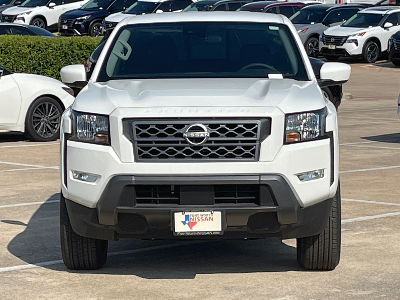 2024 Nissan Frontier SV 2