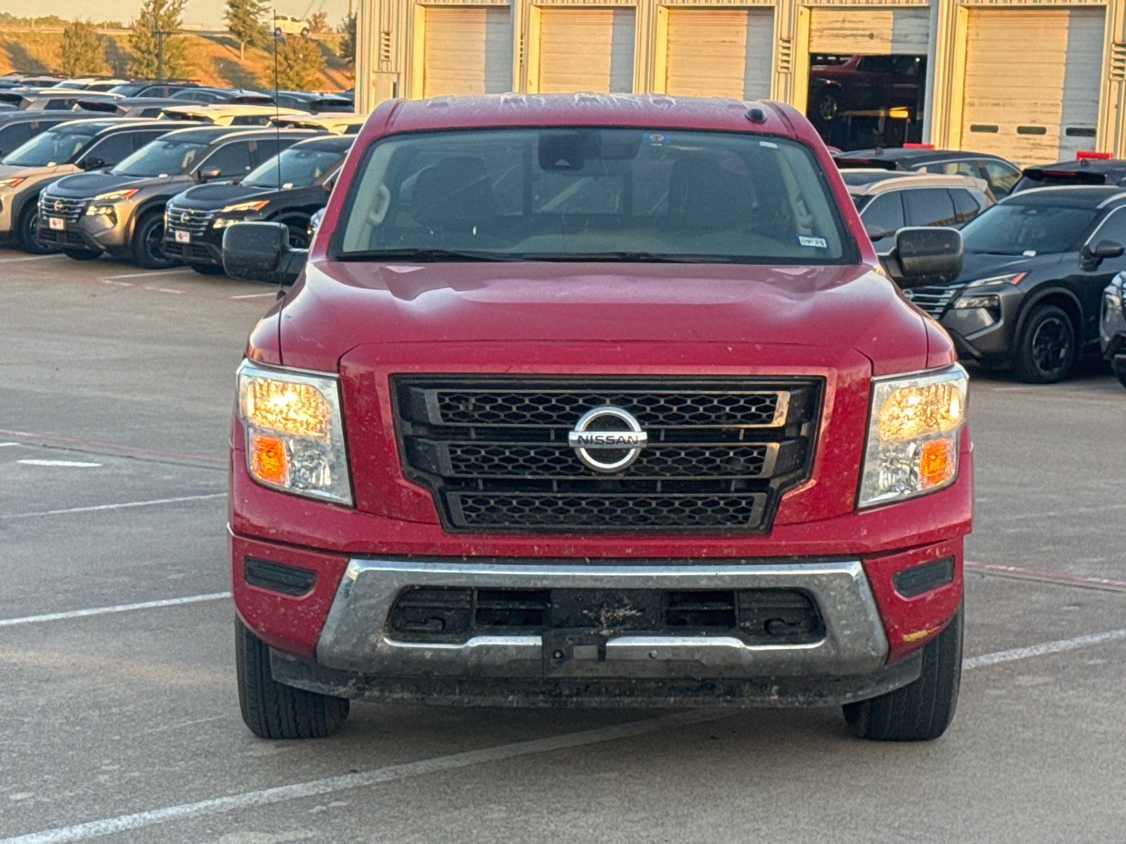 2021 Nissan Titan SV 2