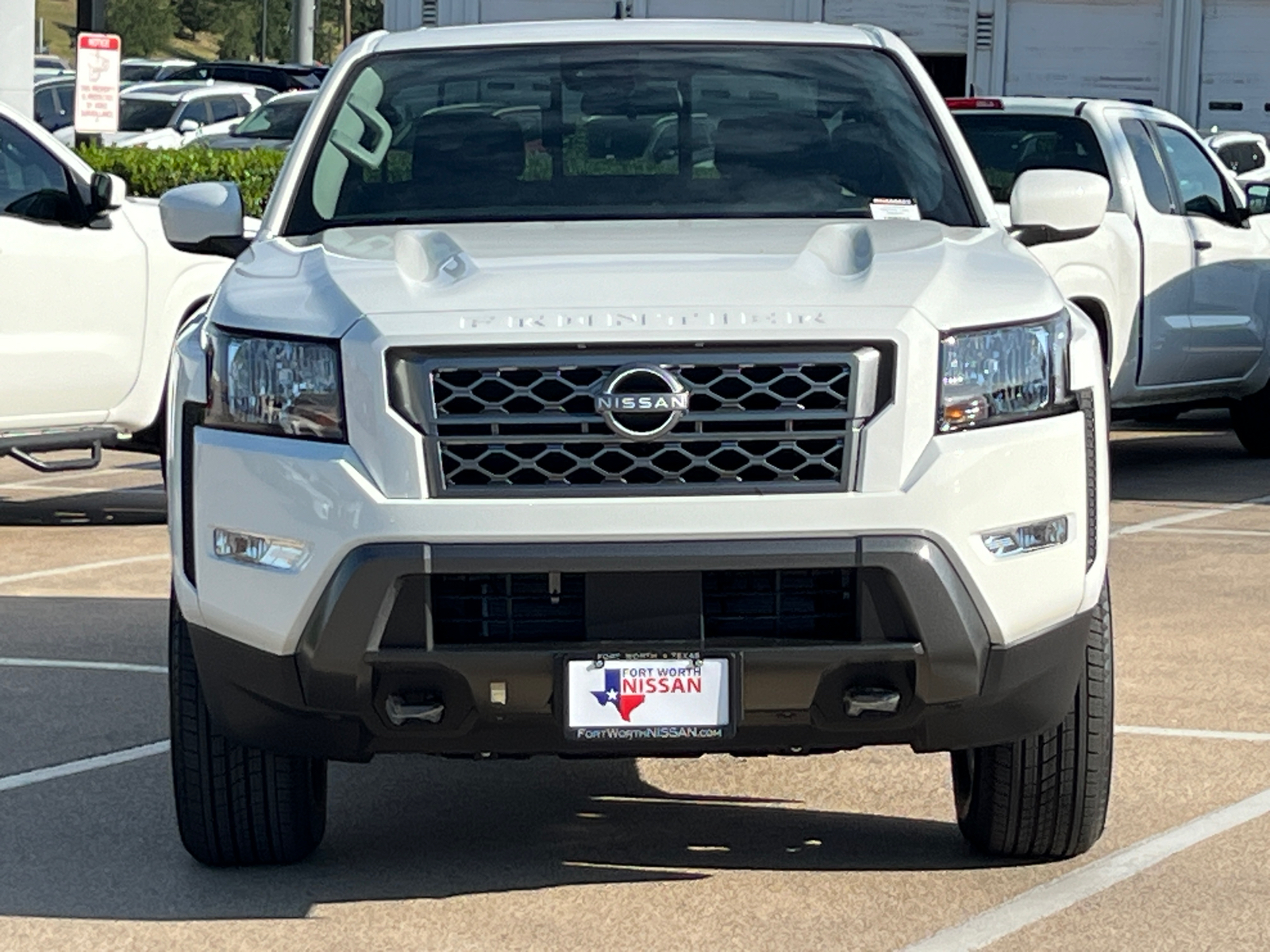 2024 Nissan Frontier SV 2