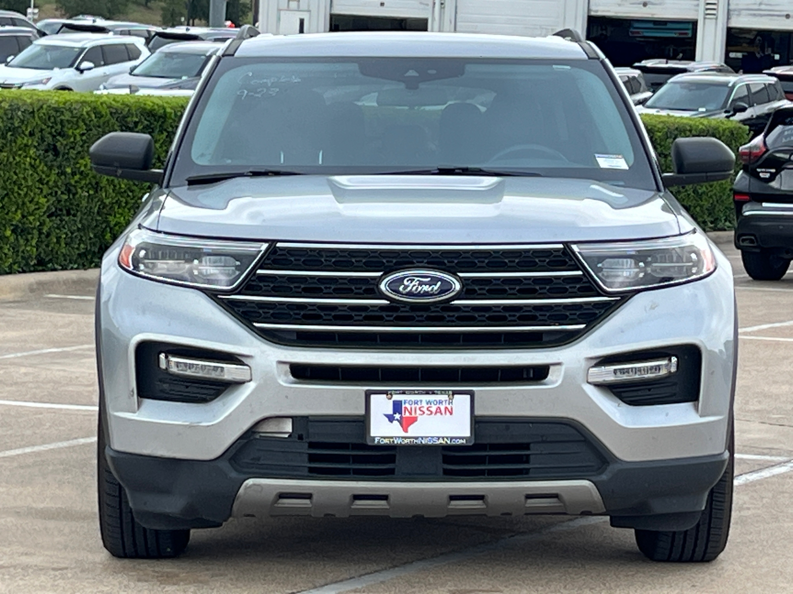 2020 Ford Explorer XLT 2