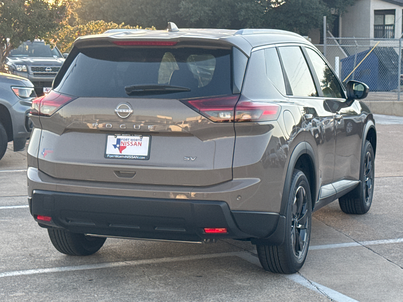 2024 Nissan Rogue SV 8