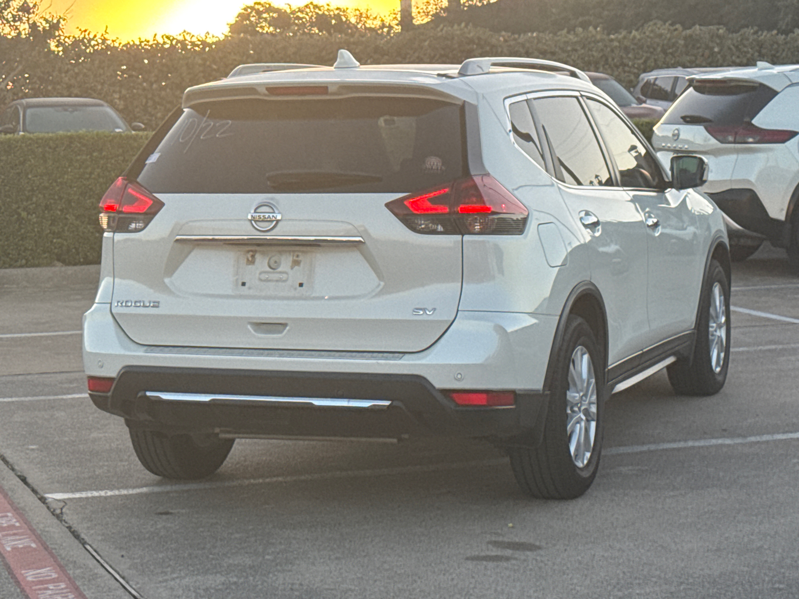 2019 Nissan Rogue SV 6