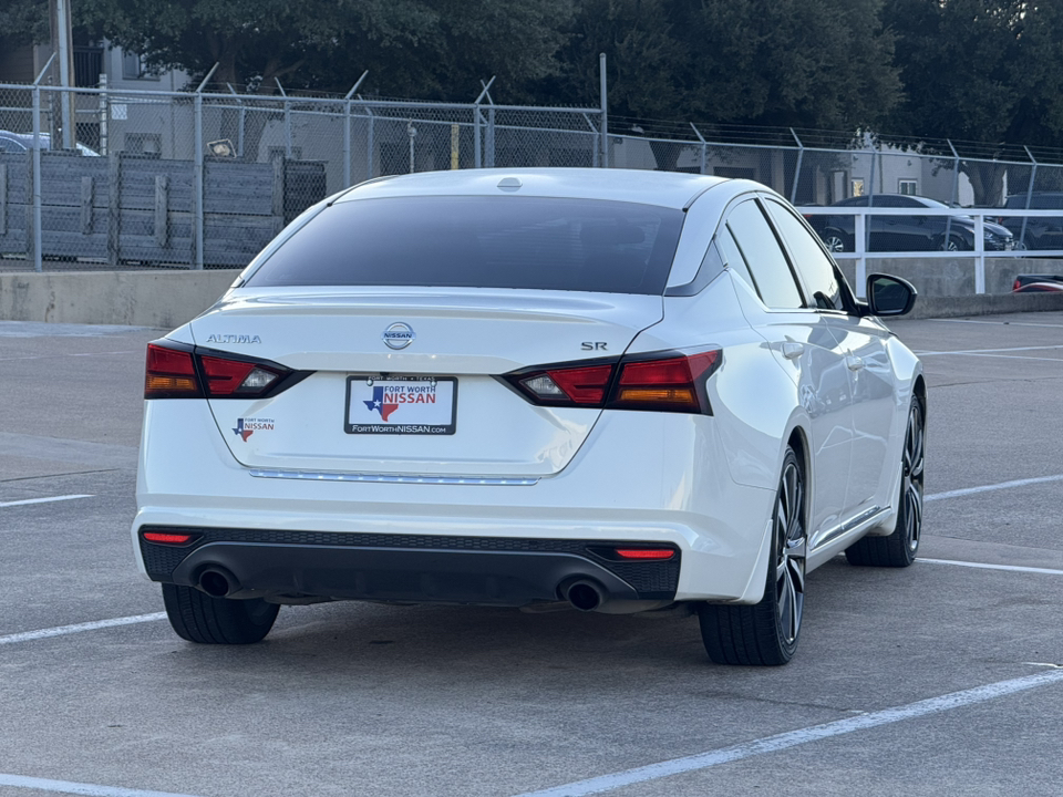 2019 Nissan Altima 2.5 SR 8