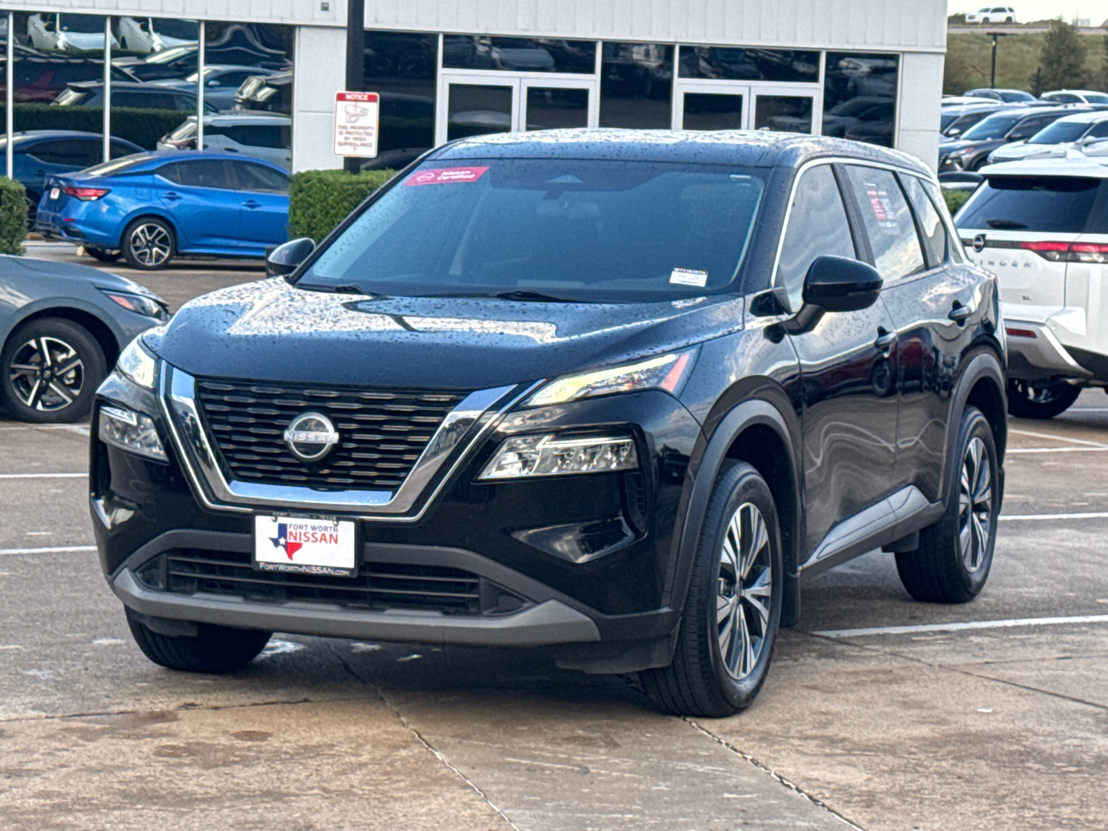 2023 Nissan Rogue SV 3