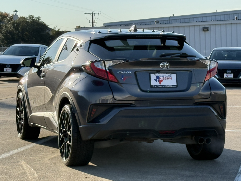 2019 Toyota C-HR LE 6