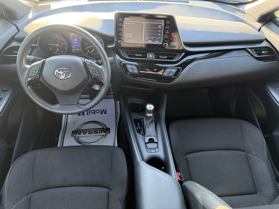 2019 Toyota C-HR LE 11