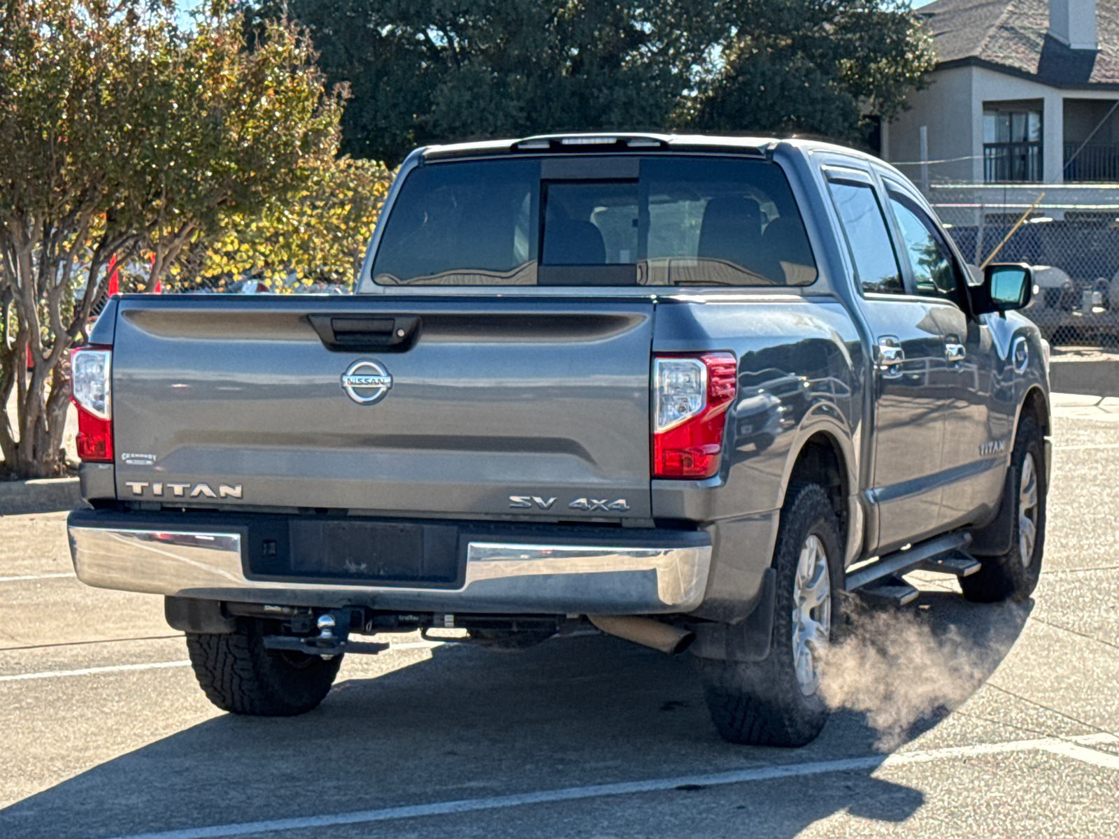 2017 Nissan Titan SV 6