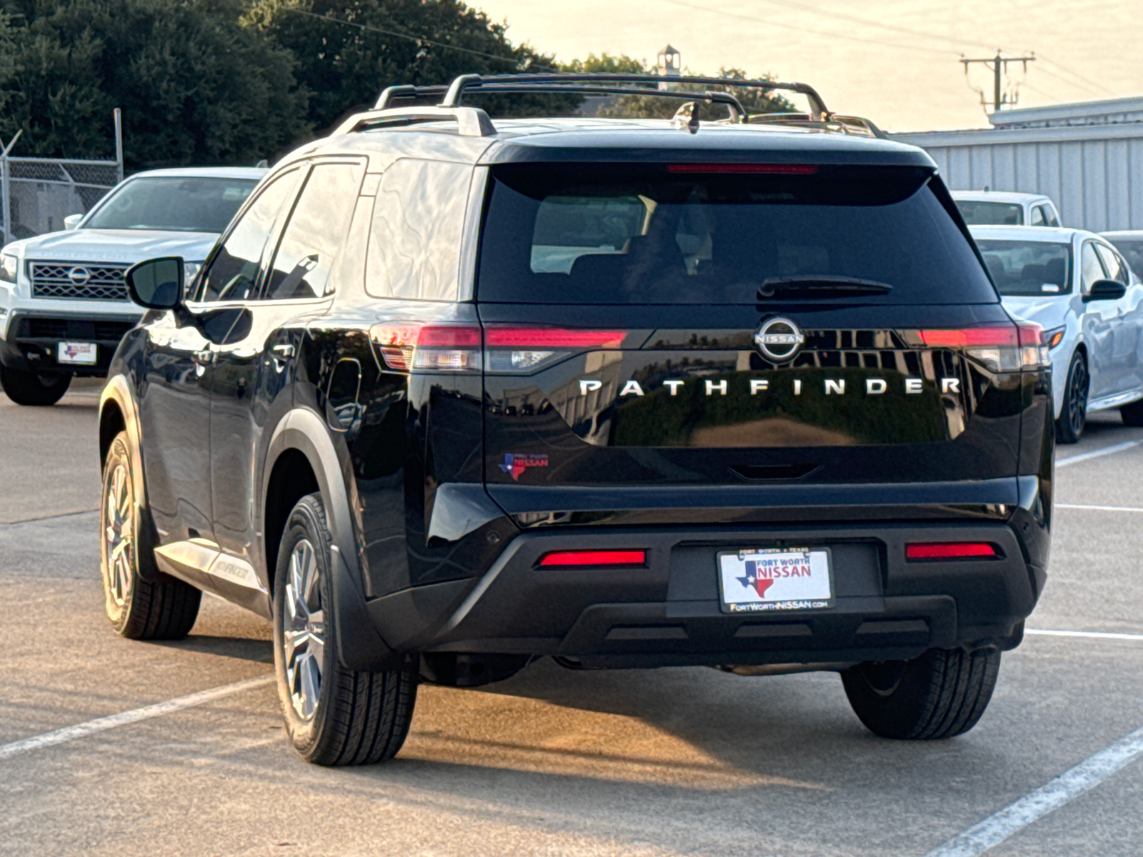 2025 Nissan Pathfinder SV 6