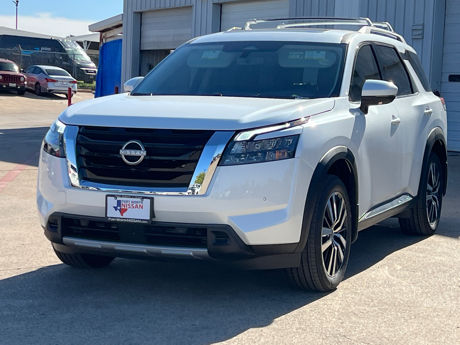 2025 Nissan Pathfinder Platinum 3