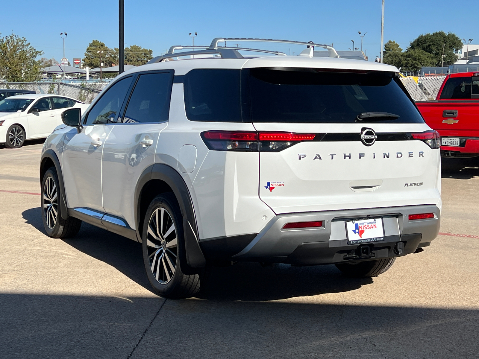 2025 Nissan Pathfinder Platinum 4