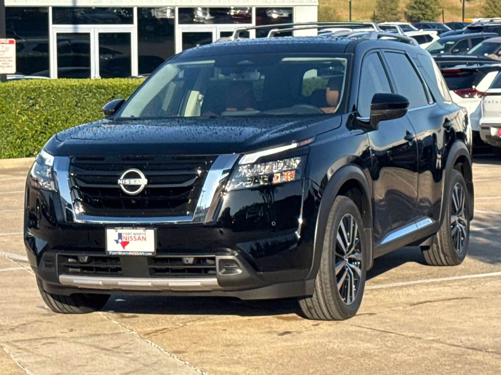 2025 Nissan Pathfinder Platinum 3