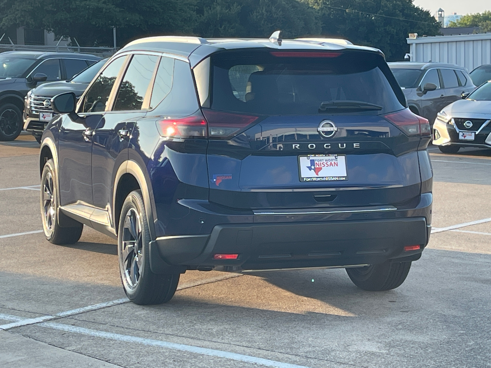 2025 Nissan Rogue SV 6