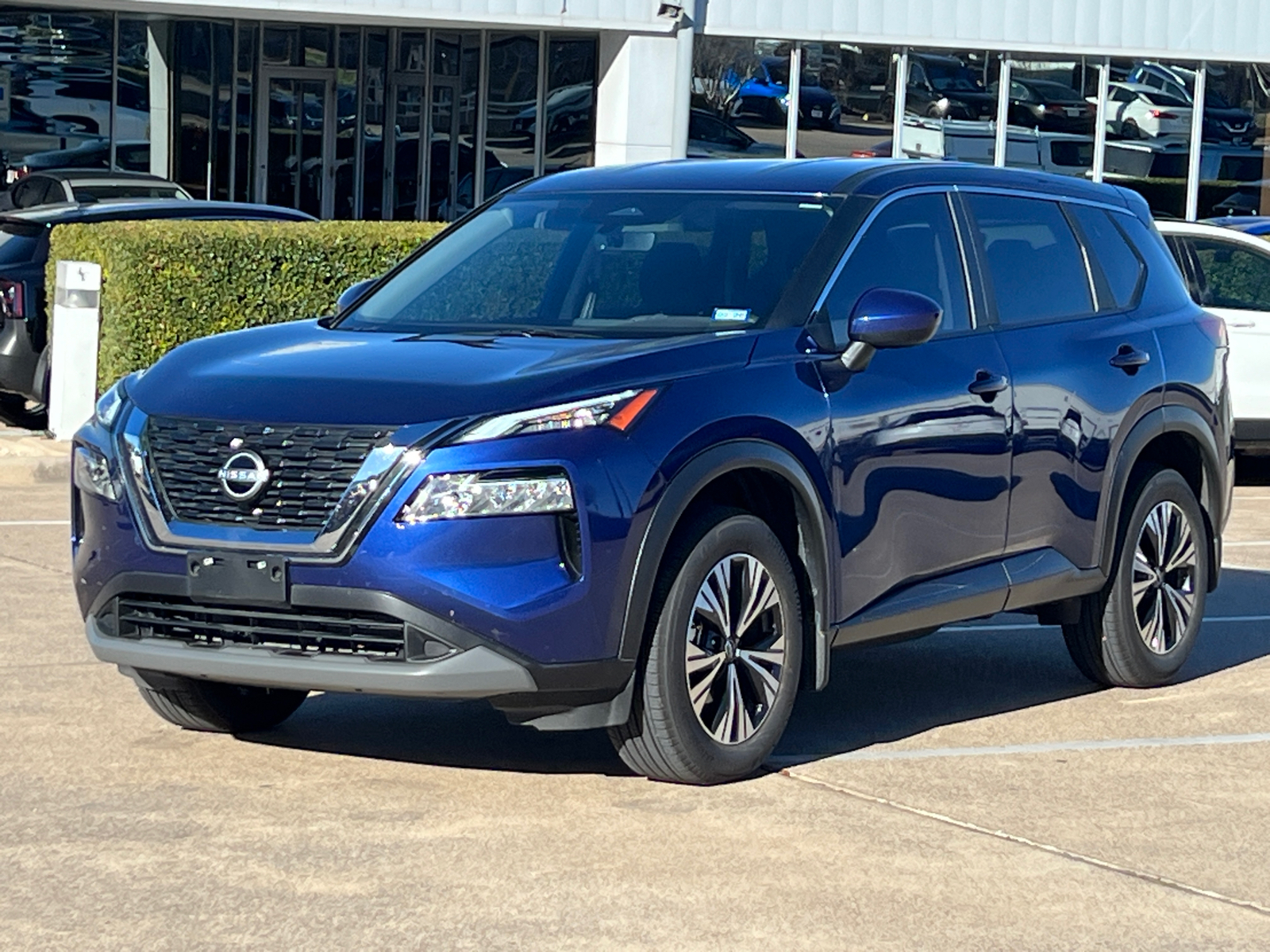 2023 Nissan Rogue SV 3