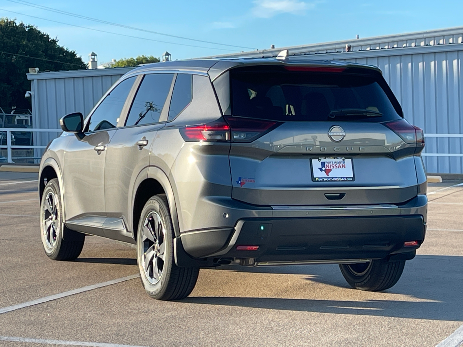 2025 Nissan Rogue SV 6