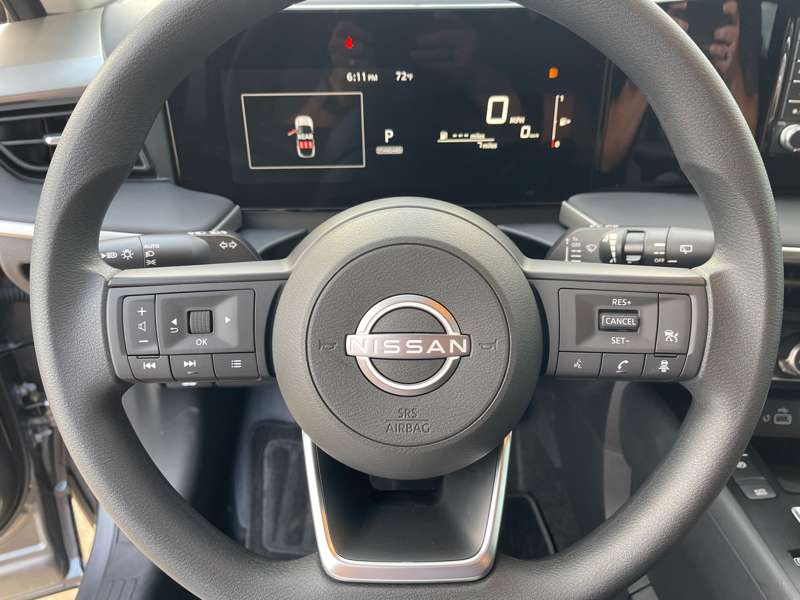 2025 Nissan Kicks S 23