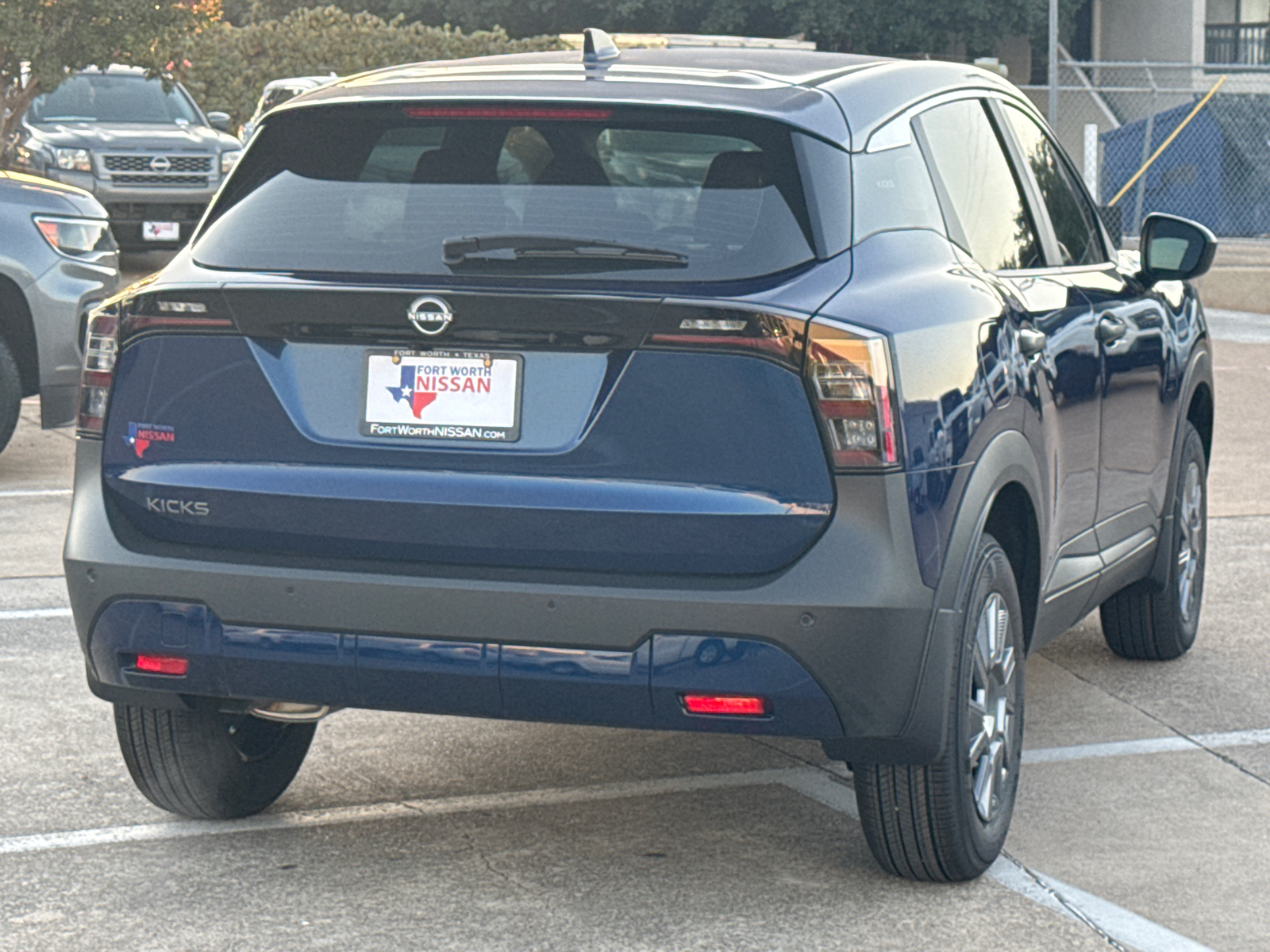 2025 Nissan Kicks S 8