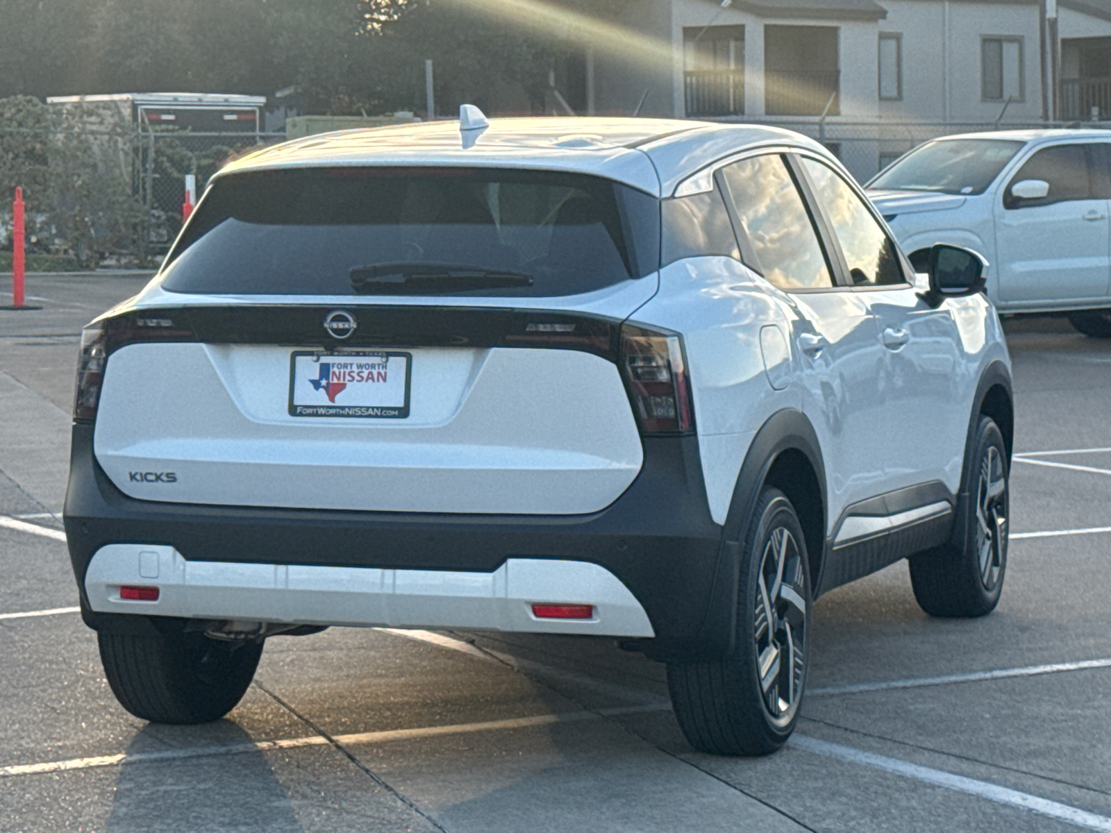 2025 Nissan Kicks SV 8