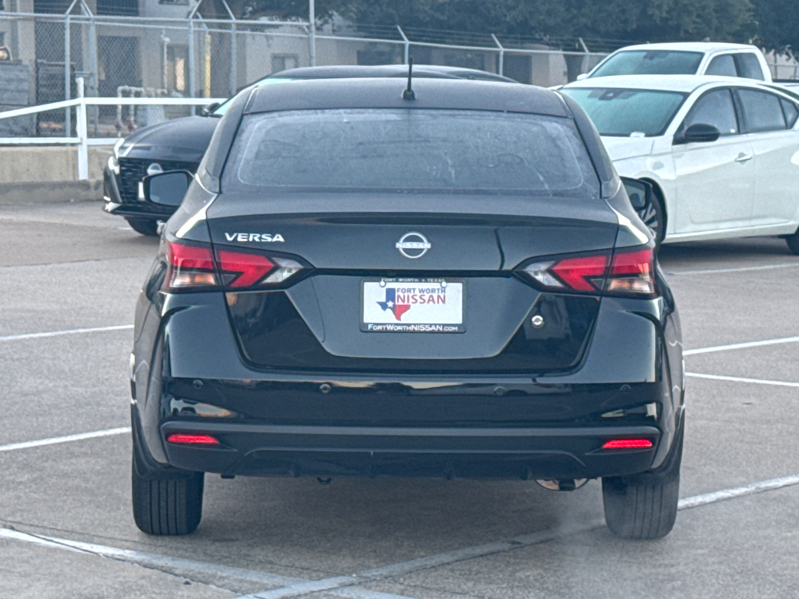 2025 Nissan Versa 1.6 S 7