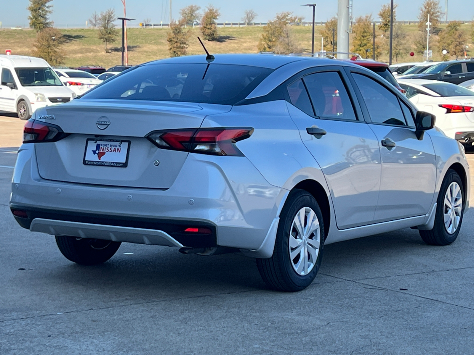 2025 Nissan Versa 1.6 S 7